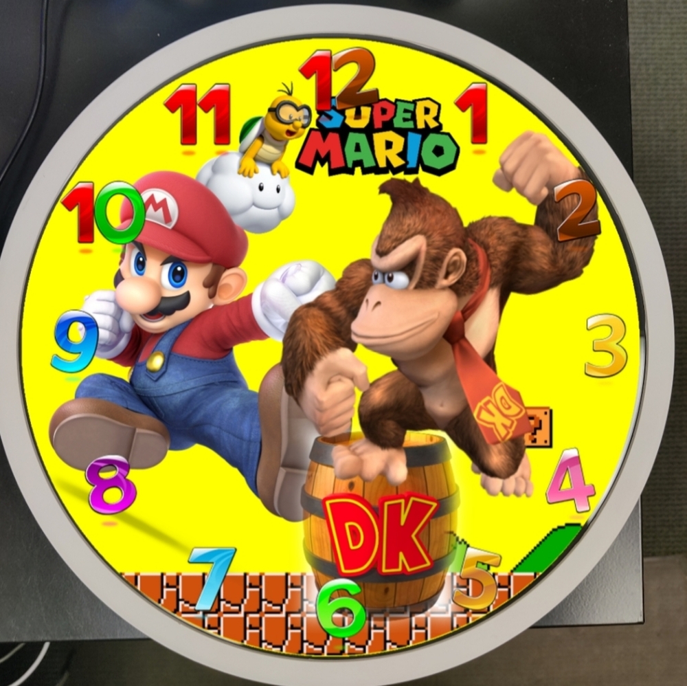 Mario Clock - Picture 3 of 4